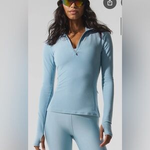 Alosoft 1/2 Zip Rapid Pullover
Size medium 
Color is celestial blue